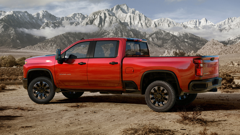 Illustration for article titled The 2020 Chevrolet Silverado HD Duramax Diesel Can Tow Up to 35,500 Pounds With 910 LB-FT of Torque